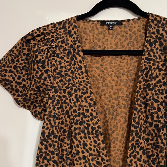 Madewell Flutter Sleeve Wrap Dress - Picture 7 of 9